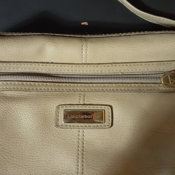 Liz Claiborne  camel purse - Picture 3 of 4